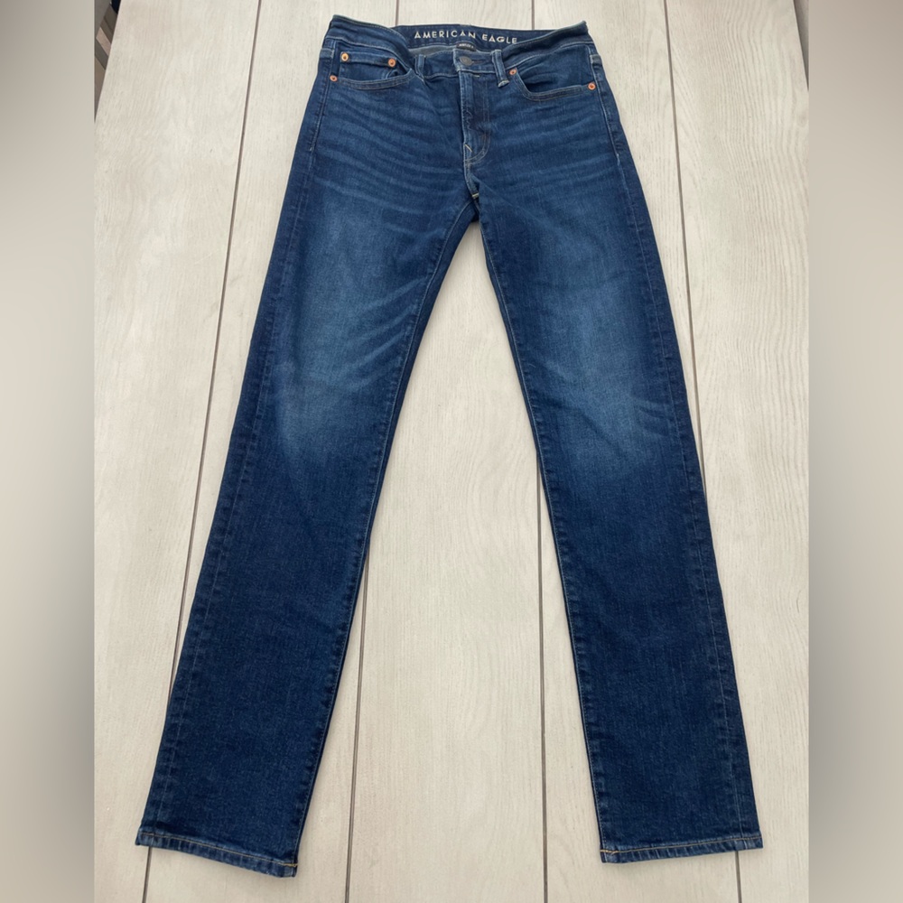 American Eagle Slim Straight Jeans (Size 30W/34L)AirFlex+